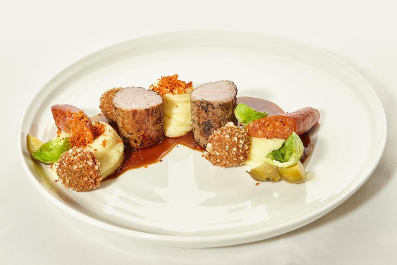 Outlet Hotel Polgár 外观 照片